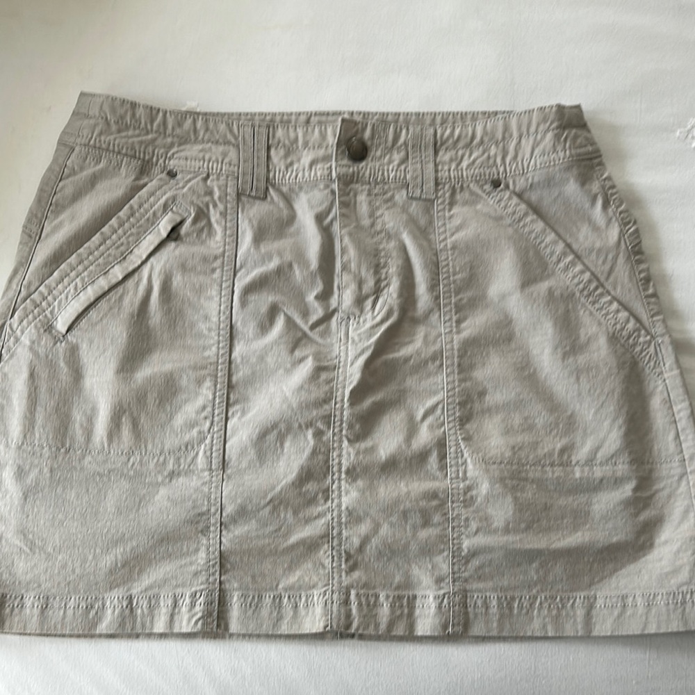 Title Nine Big B Skort Size 6 - worn once!